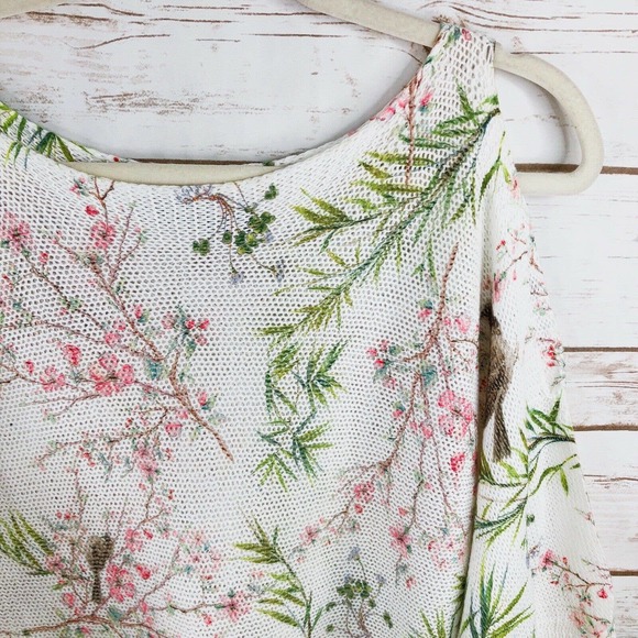 Collezioni Leonardo Italy Top Size S Floral Birds Cold Shoulder Open Knit 103 - Picture 3 of 8